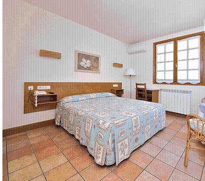 Hostal Lorentxo أولاف الغرفة الصورة
